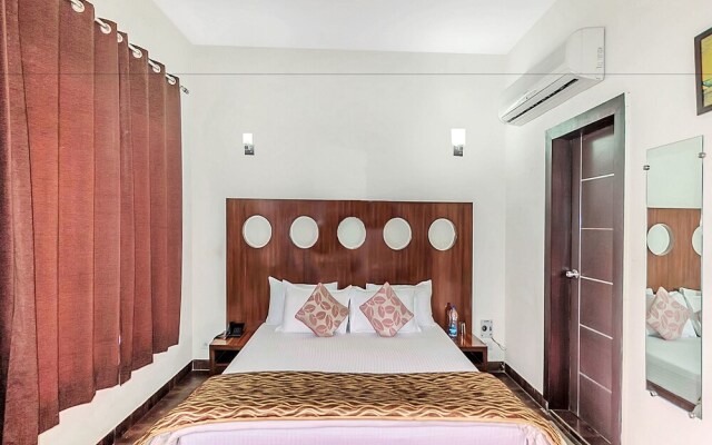 OYO 388 Hotel Signature leaf