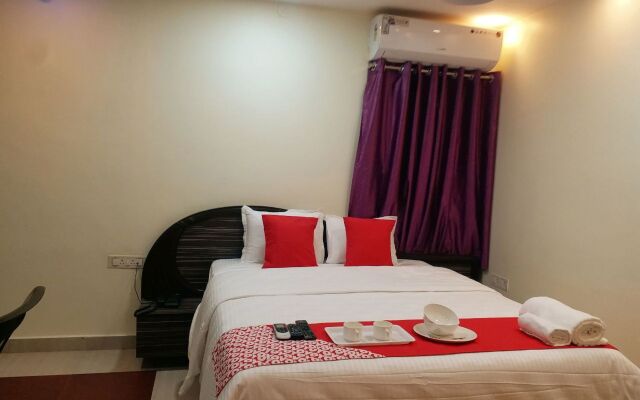 OYO 12812 Four Seasons Villa