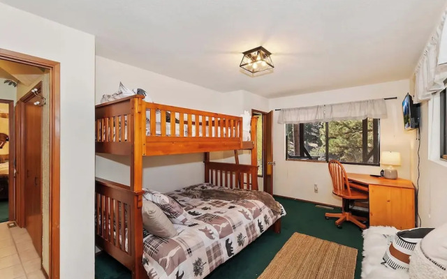 Everwood Serenity Treehouse