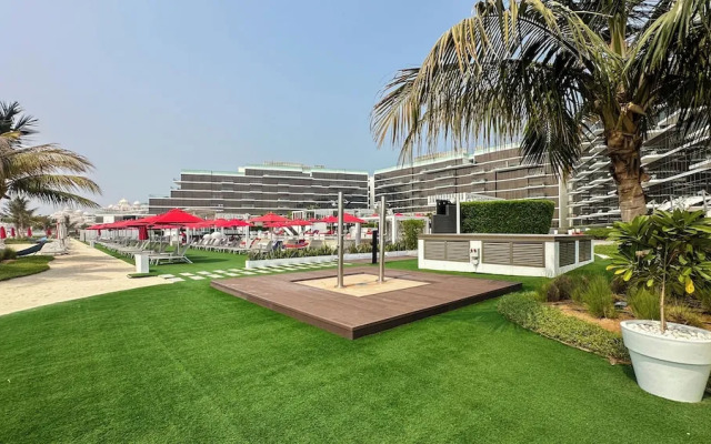 Waves - Premium Seaside Retreat With Private Beach