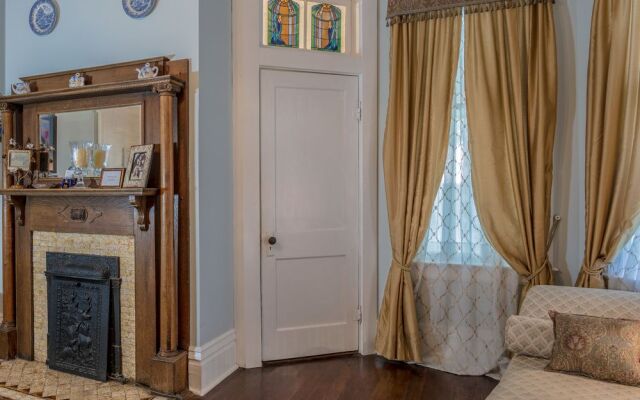 Bisland House Bed and Breakfast
