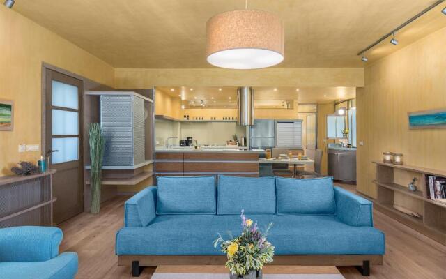 Luxury Pool House in Chania