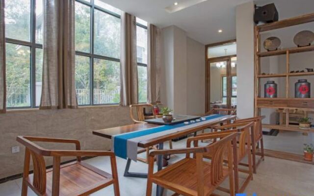 Zhihao Homestay