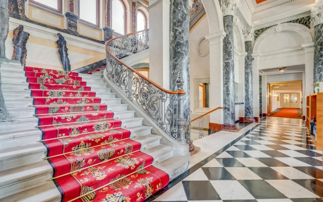 Grand Hotel National
