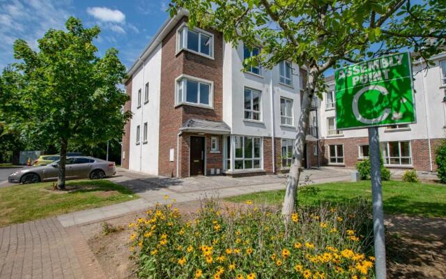 The Townhouse by Shortstays