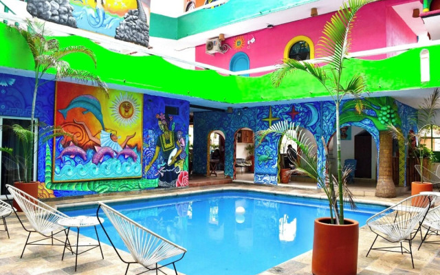 Hidden Port Kalhotel