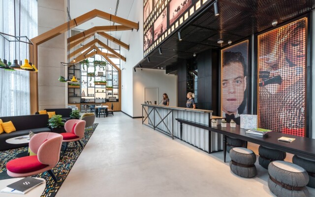 Studio One Hotel
