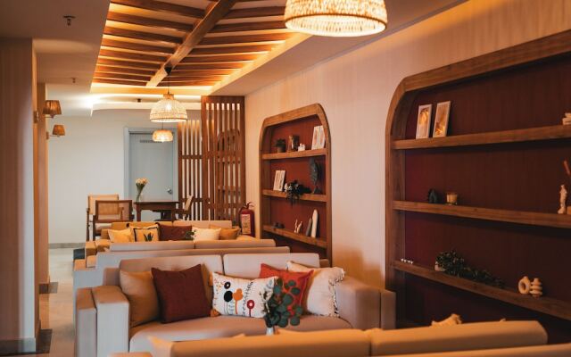 Adella Side Hotel