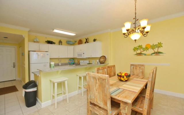Emerald Isle Beach Resort by Panhandle Getaways