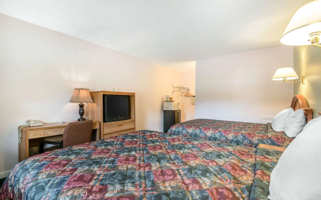 Rodeway Inn Bellows Falls
