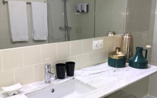 Oporto Chic & Cozy - Flores