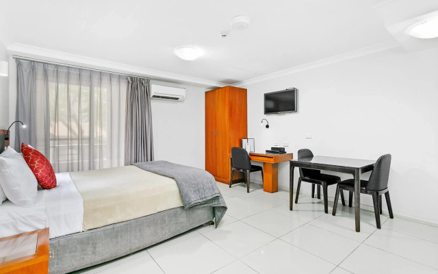Comfort Inn & Suites Burwood