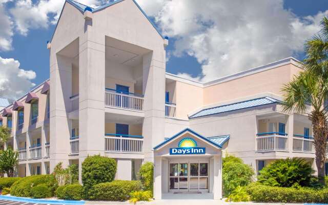 Days Inn by Wyndham Hilton Head