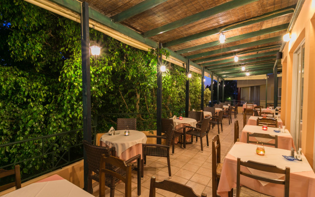 Elotia Hotel