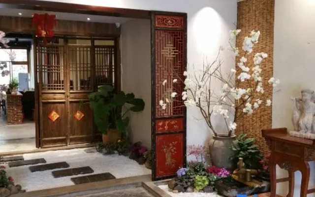 Xianyunju Resort Hotel (Yangshuo 20 yuan Scenic Area Branch)