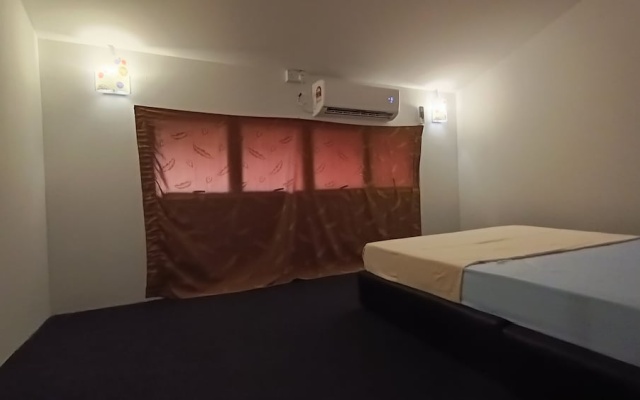 OYO HOME 90751 Jasura Lodge Kiulu – Guest Rooms – Tuaran