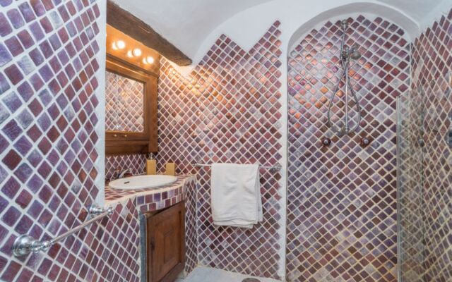 Roccia di Volpe Capriccioli