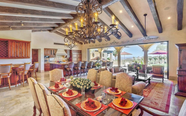 Blue Desert 11 - Casa De La Familia