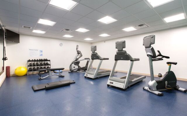 Holiday Inn Express & Suites Lincoln