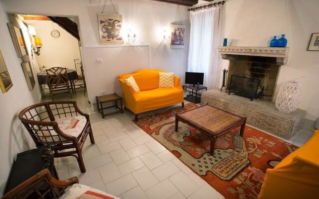 Venice Cae Dea Testa