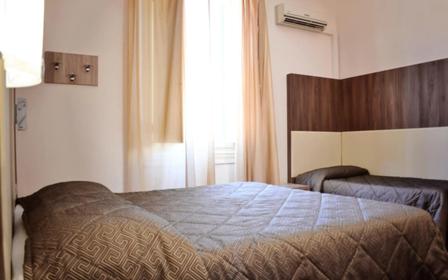 Hotel Arno Bellariva