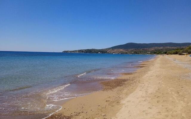 Koroni Stone House, newly built studios by the sea