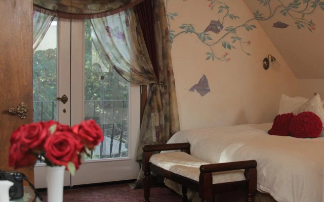Avalon Bed and Breakfast