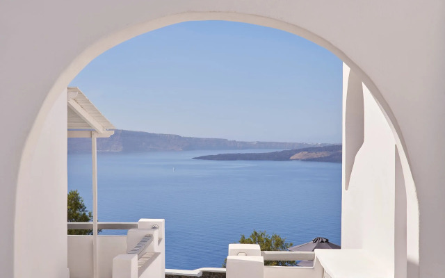 Mr and Mrs White Oia – Santorini