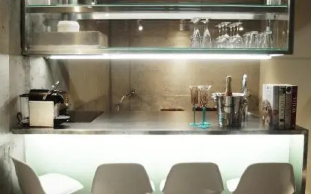 My Space Barcelona Pool City Center