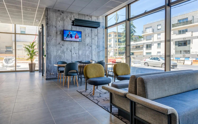 B&B HOTEL Paris Sud Châtenay Malabry