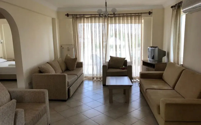 Apartment 3 Bedroom Lake View 3 by Likya Global
