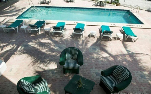 Tropic Cay Beach Resort