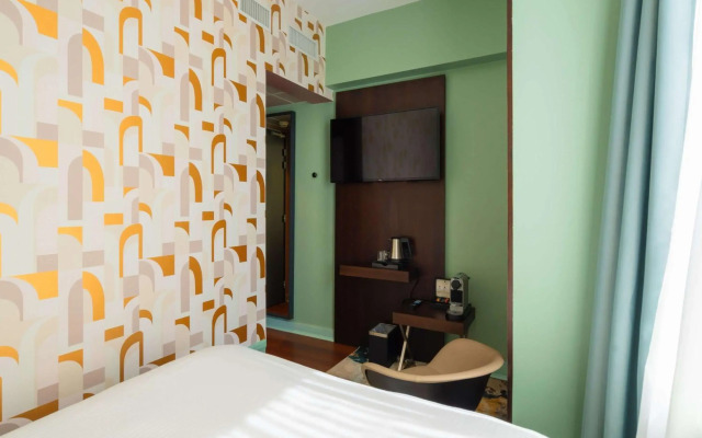 Splendid Hotel Lac d'Annecy - Handwritten Collection