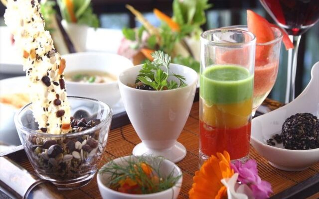 SUICHOKAN - Caters to women