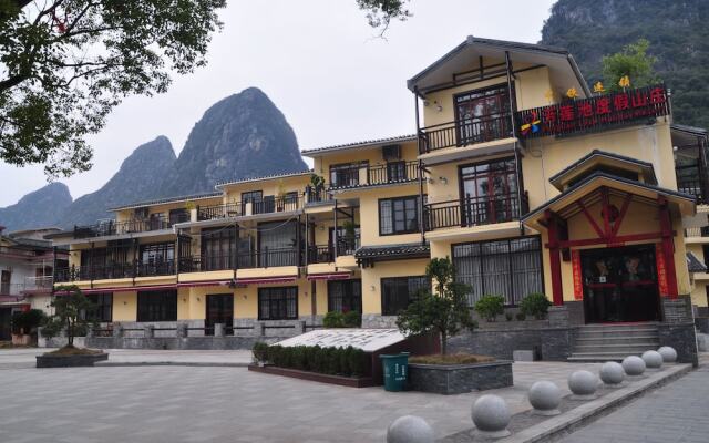 FangLian Lake Holiday Resort