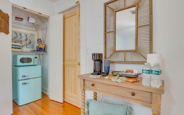 Pensacola Paradise: Furnished Deck & Gas Grill!