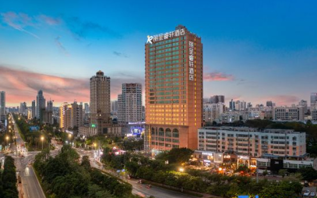 Licheng Ruixuan Hotel