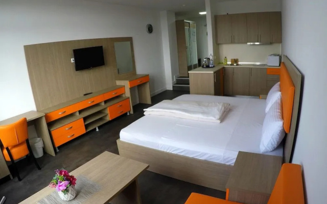 Terminal Hotel One