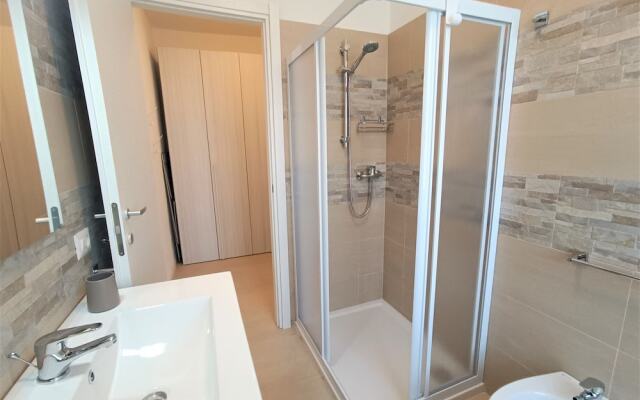 Winter Spring Summer Apartments