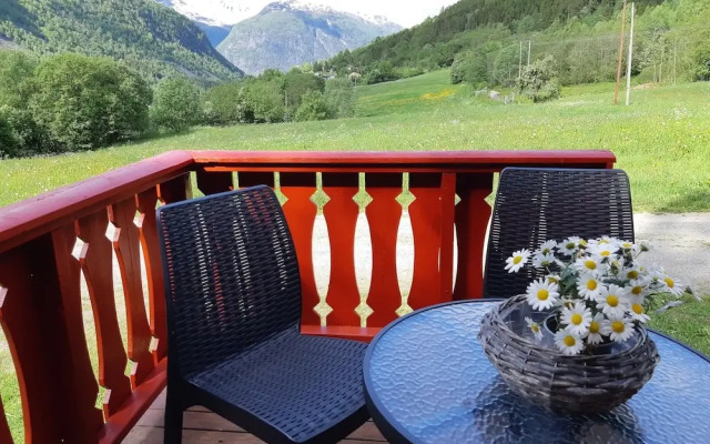 Eidsdal Camping og Feriehus