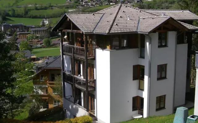 Haus im Turm