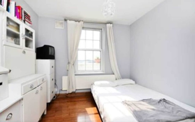 Sunny Flat Between Camden Town & Primrose Hill