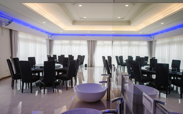 Kuan Pin Villa - President Courtyard