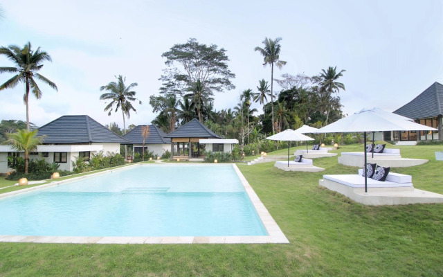 Puri Hijau 3 Bedrooms Villa with Jungle & River View