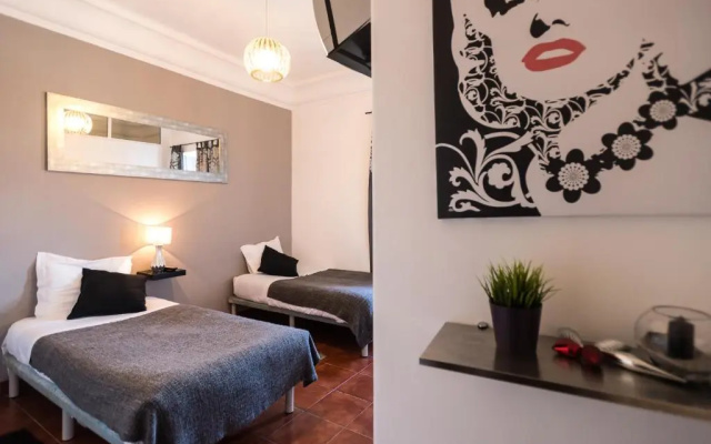 V Dinastia Guesthouse