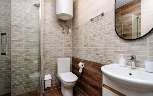 Sea of apartments on Flower Street