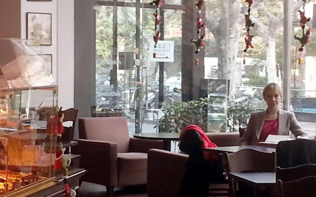 Donghu Guest House