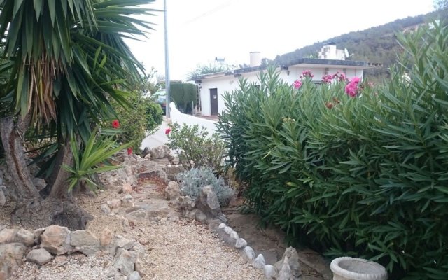 House With 2 Bedrooms in Calp, With Wonderful sea View, Private Pool,