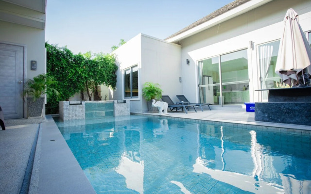 Yipmunta Pool Villa