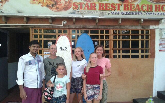 Star Rest Beach Hotel Arugambay